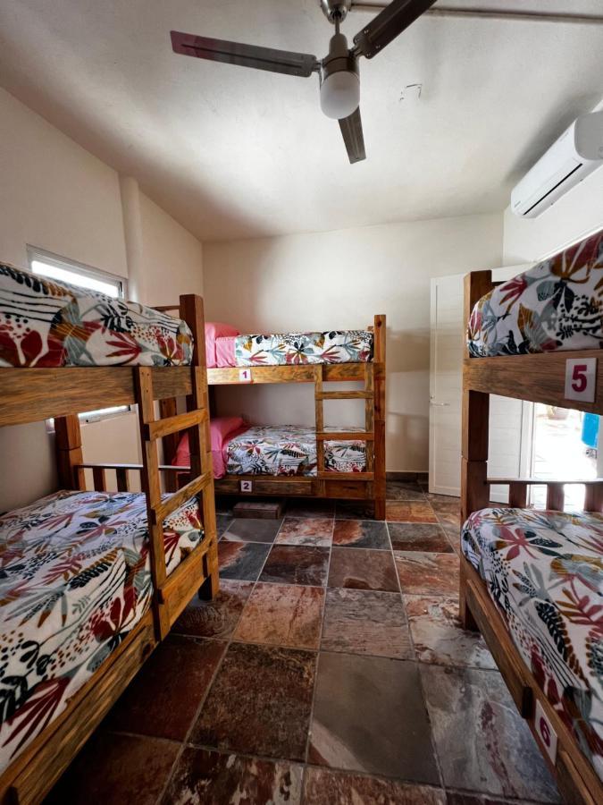 Hostal Bucerias Bagian luar foto