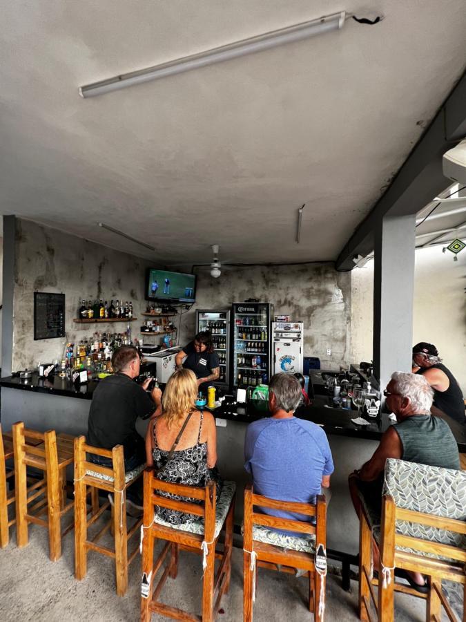 Hostal Bucerias Bagian luar foto