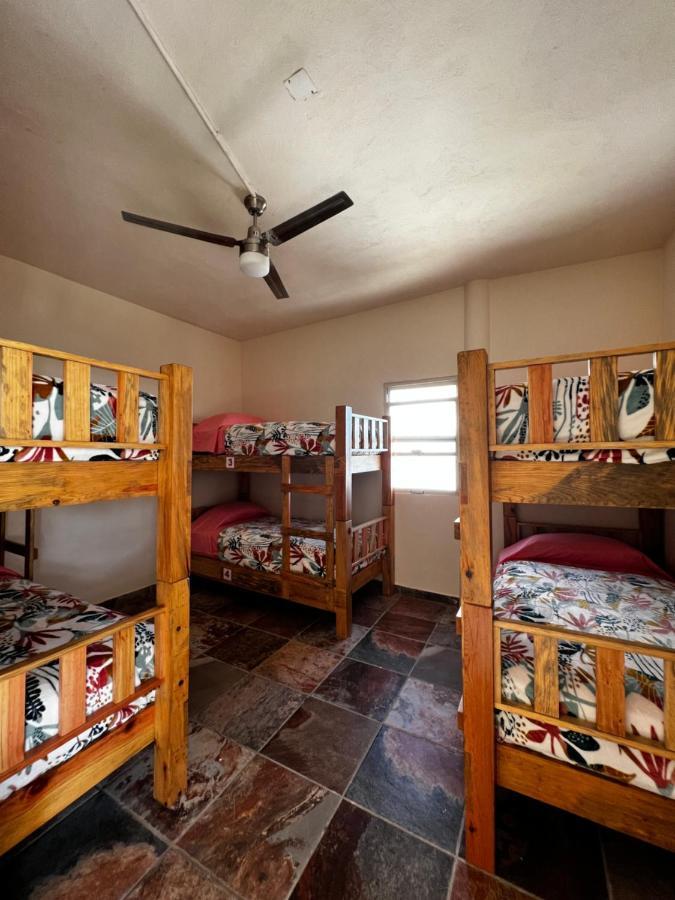 Hostal Bucerias Bagian luar foto