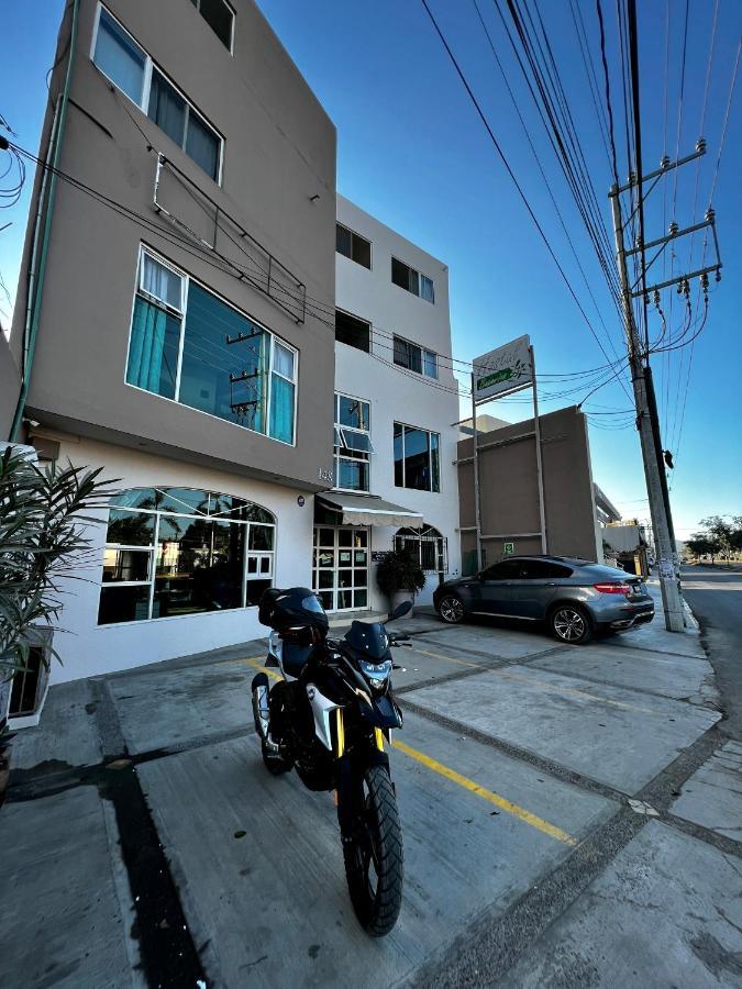 Hostal Bucerias Bagian luar foto
