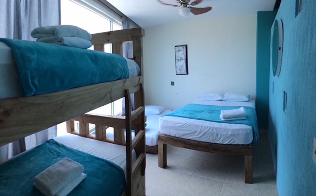Hostal Bucerias Bagian luar foto