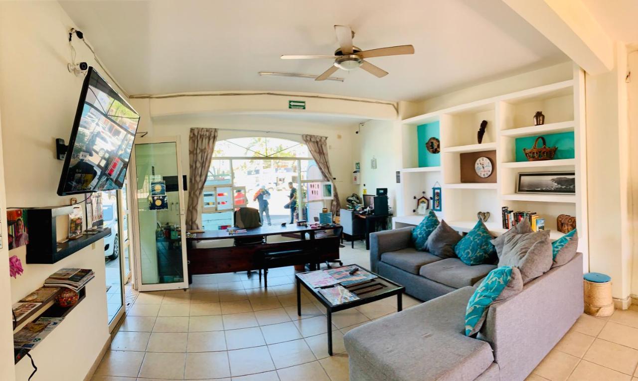 Hostal Bucerias Bagian luar foto