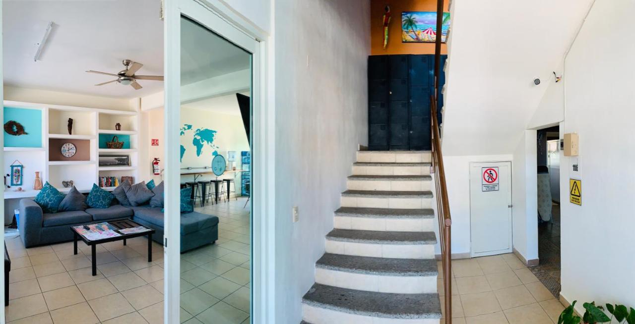 Hostal Bucerias Bagian luar foto