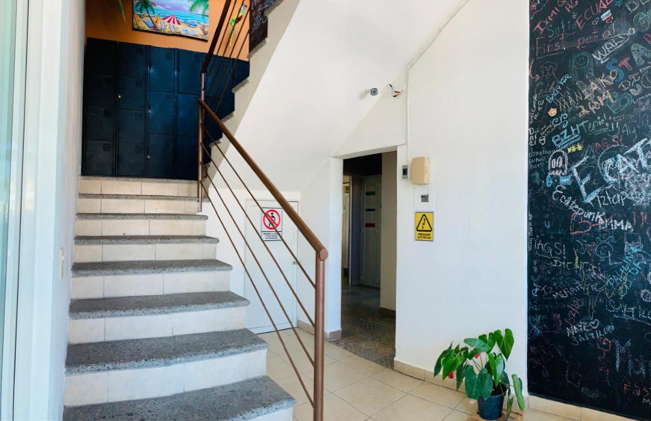 Hostal Bucerias Bagian luar foto